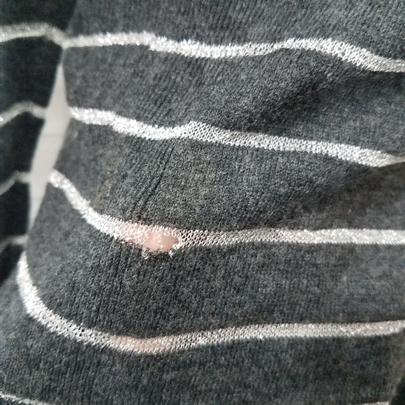 Express Gray Turtleneck Sweater - Picture 5 of 9